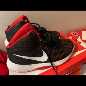 nike air basketball shoes
